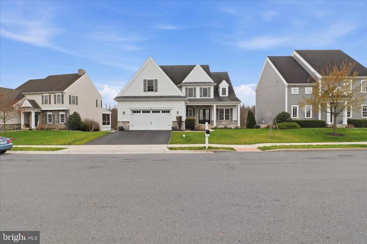 Property Photo:  674 Integrity Drive  PA 17543 