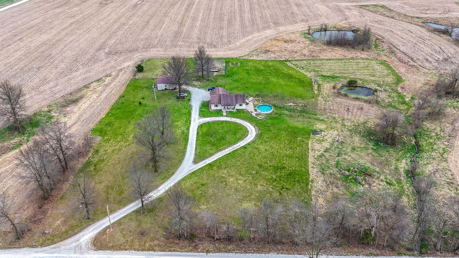 Property Photo:  1790 County Road 1815  MO 65239 