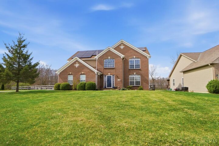 Property Photo:  8145 Acorn Trail  OH 45039 