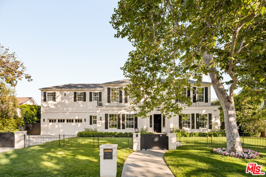 Property Photo:  1232 Corsica Dr  CA 90272 