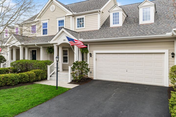 Property Photo: 6584 Wild Rose Lane OH 43082