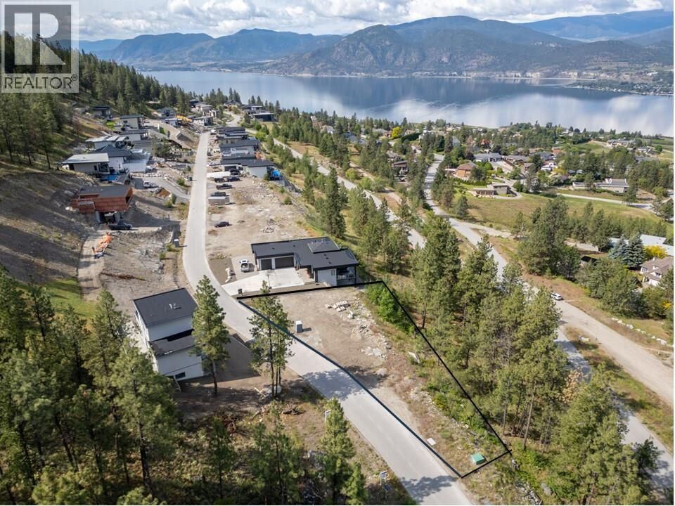 Property Photo:  2975 Outlook Way  BC V0H 1N1 