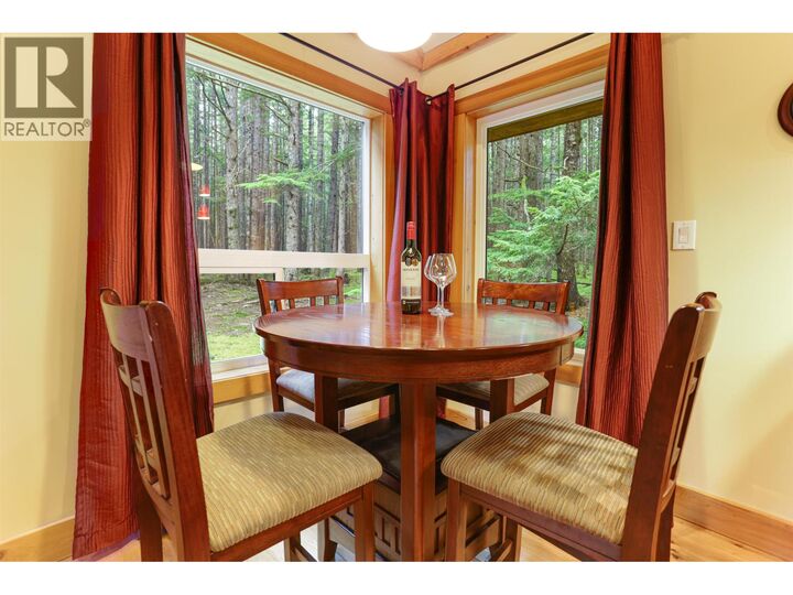 Property Photo:  499 Quatsino Boulevard  BC V8C 0A1 