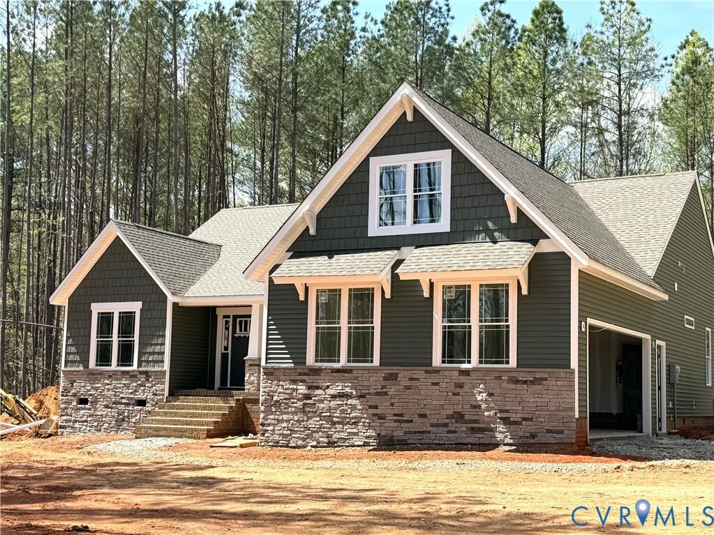 Property Photo:  2203 Walnut Tree Boulevard  VA 23139 