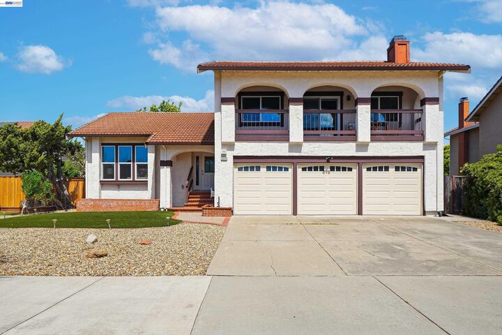 Property Photo: 33646 Whimbrel Rd CA 94555