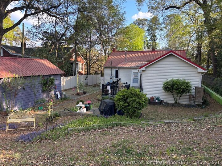 Property Photo:  910 Clarendon Street  NC 28305 