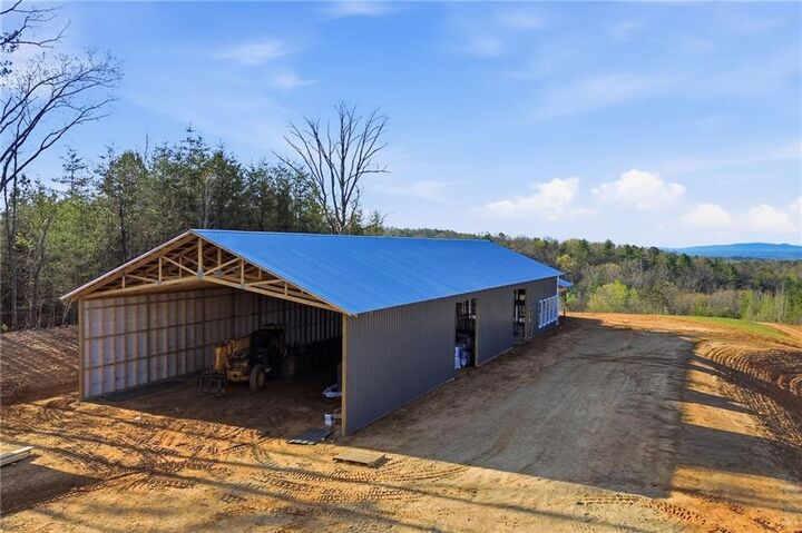 Property Photo: 1927 Leeches Road GA 30540