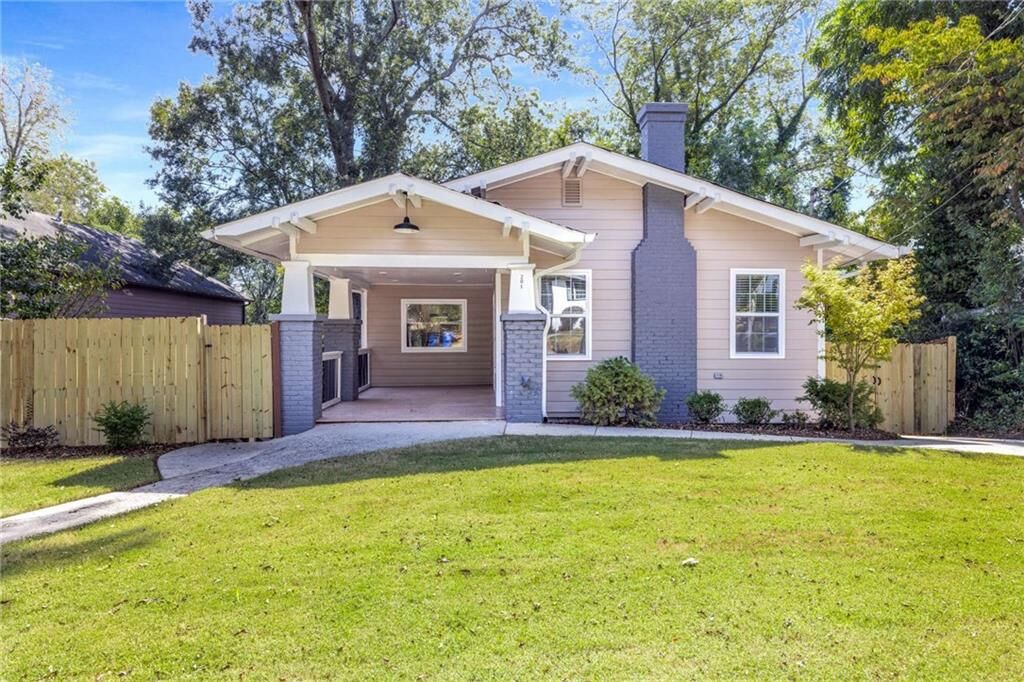 Property Photo:  201 Adair Avenue SE  GA 30315 