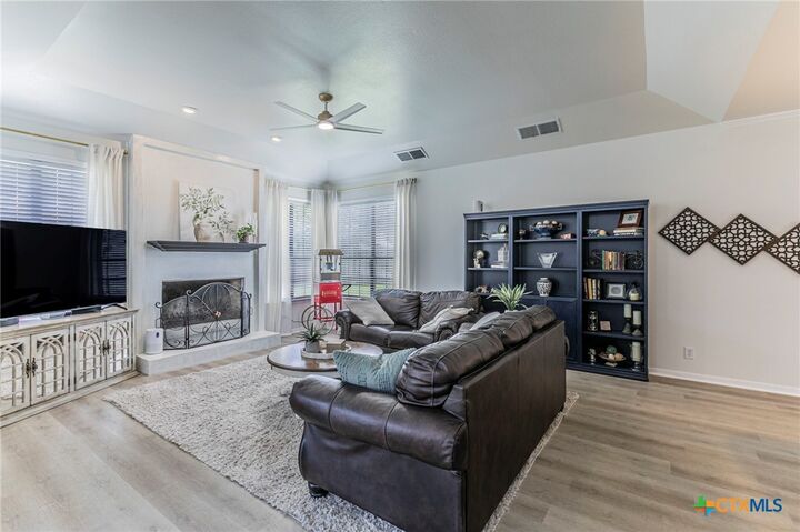 Property Photo: 2605 Canyon Creek Drive TX 76502