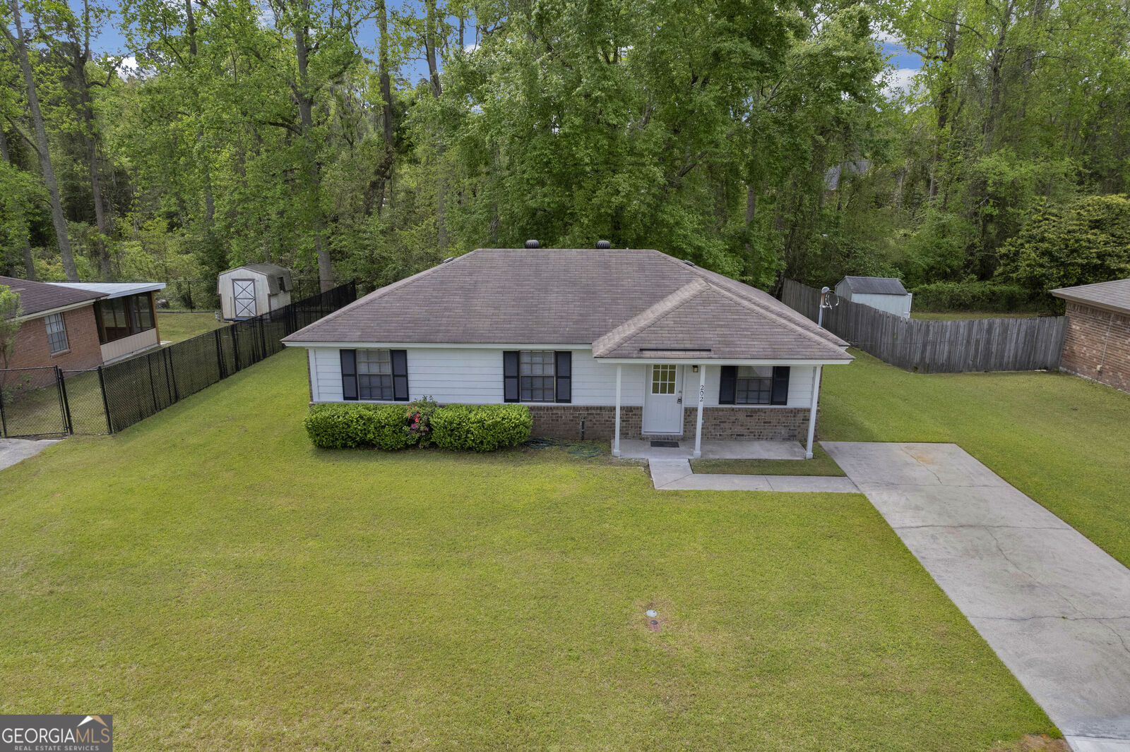 Property Photo:  202 Sequoia Circle  GA 31313 