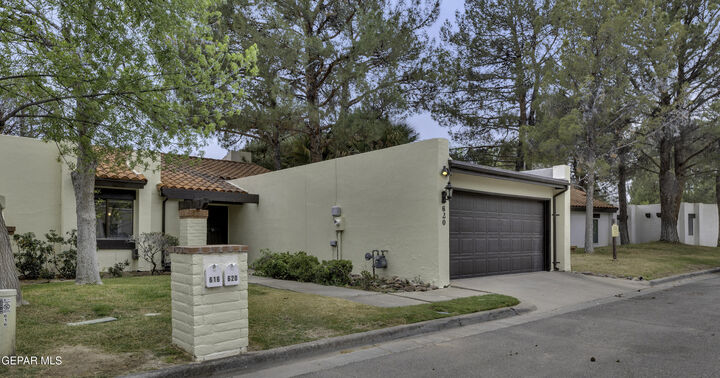 Property Photo:  620 Lakeway Drive  TX 79932 