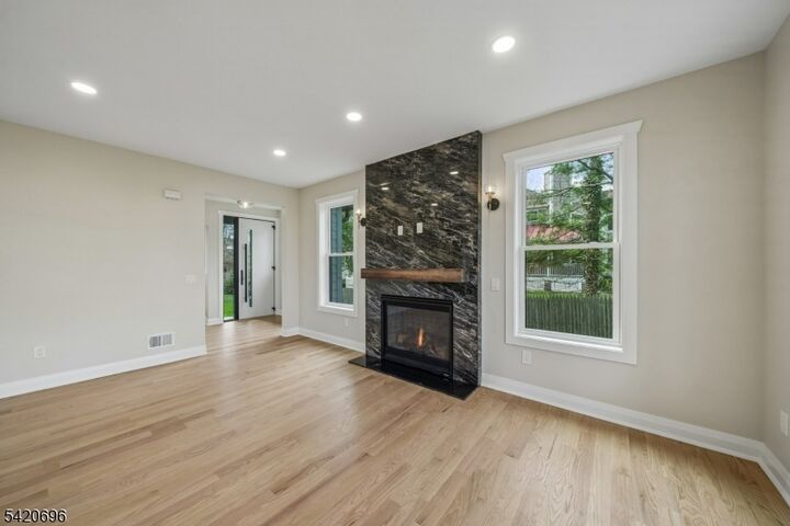 Property Photo:  491 Central Ave 3  NJ 07974 