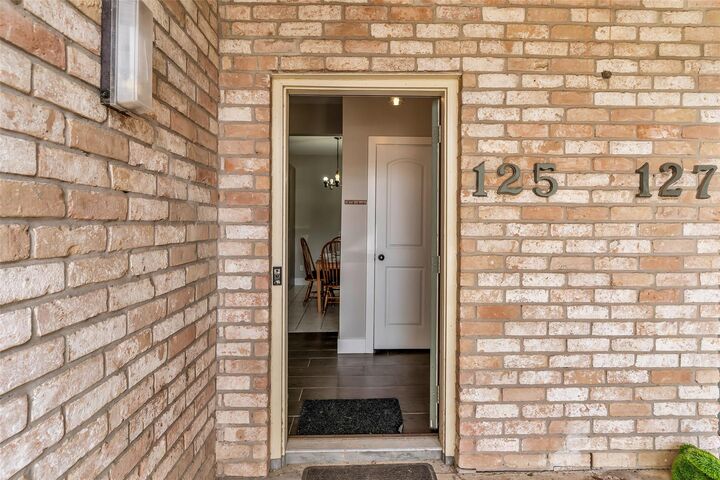 Property Photo: 8100 Cambridge Street 125 TX 77054
