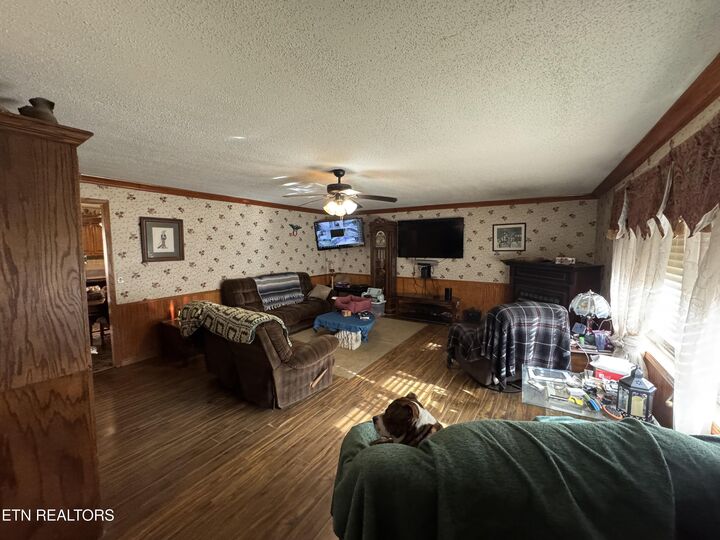 Property Photo: 2502 Huntsville Hill Rd TN 37756