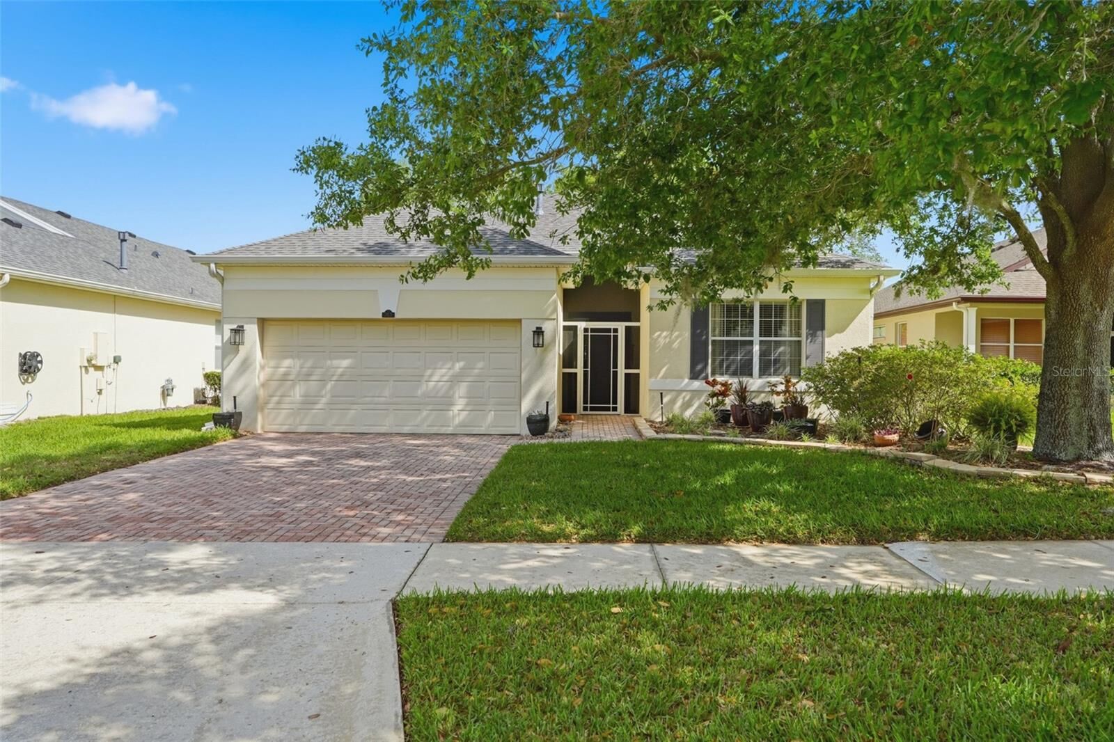 Property Photo: 763 Wolf Creek Street FL 34711
