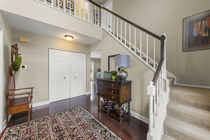 Property Photo:  2356 Richmond Drive  IL 60189 