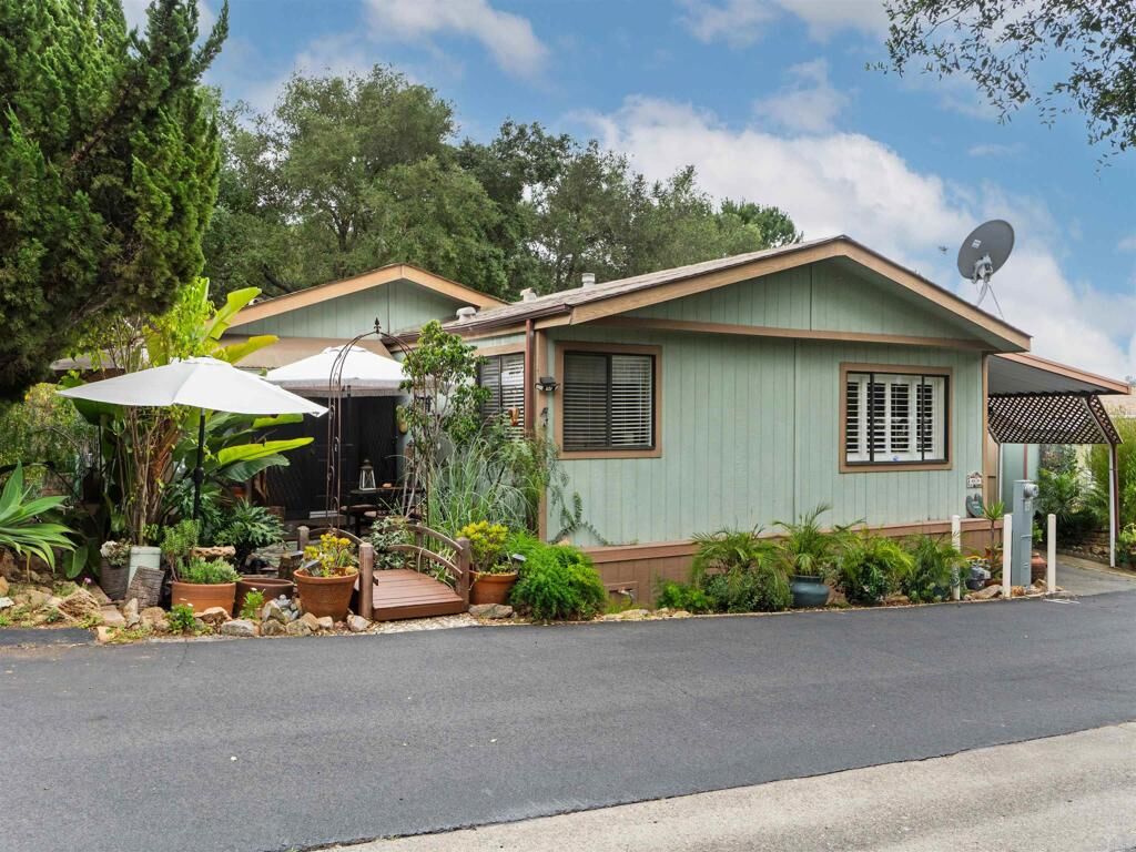 Property Photo:  4747 Oak Crest Road 87  CA 92028 