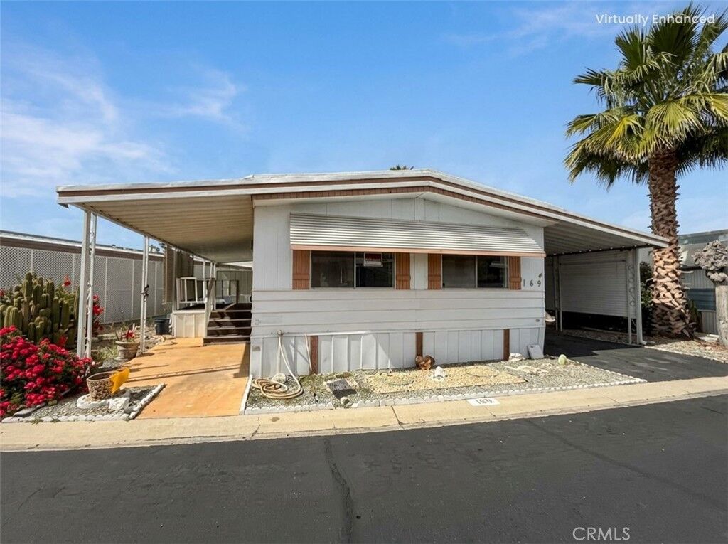 Property Photo:  575 S Lyon Avenue 169  CA 92543 