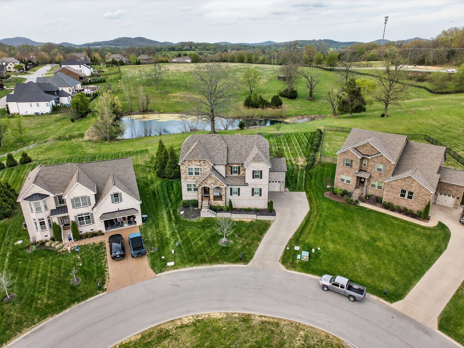 Property Photo:  316 Bayberry Ct  TN 37135 