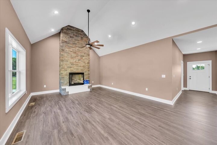 Property Photo:  71 Brinkley Road  TN 37183 