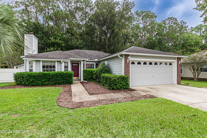 Property Photo: 1527 Marble Lake Drive FL 32221