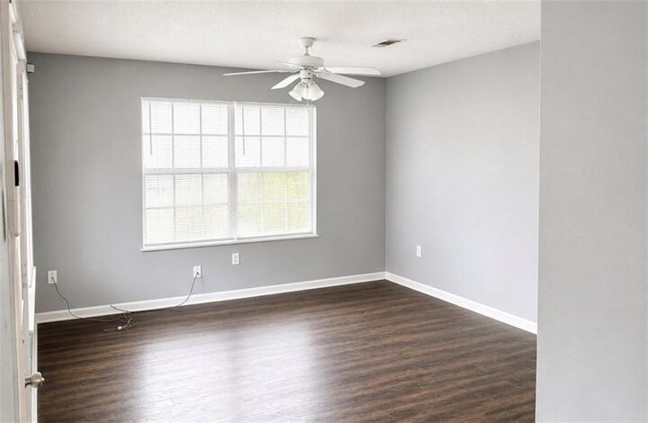 Property Photo:  1210 Smith Square  LA 70403 