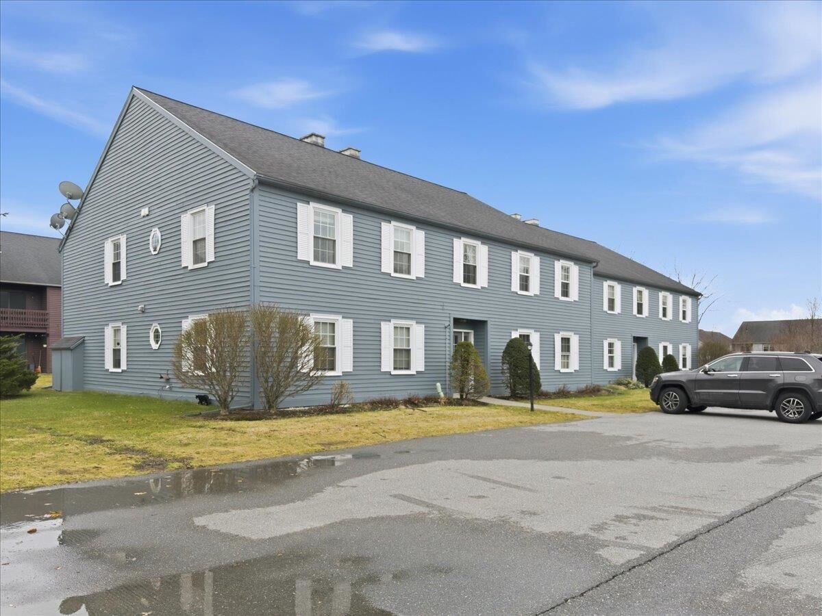 Property Photo:  148 N Twin Oaks Terrace  VT 05403 
