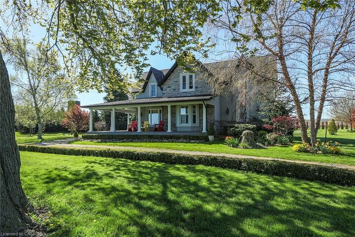 Property Photo: 3718 Lakeshore Road ON L3J 0X2