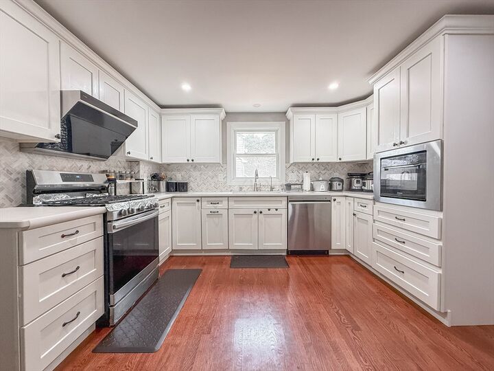 Property Photo:  26 Lee Rd 16  MA 02067 