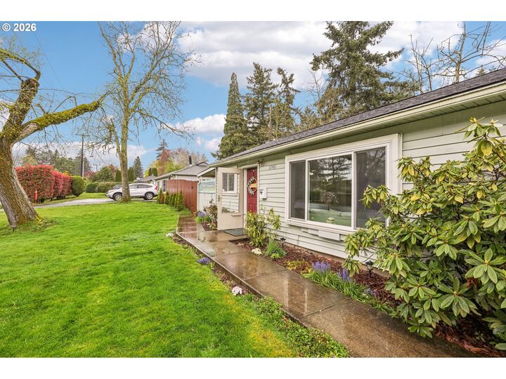 Property Photo: 12905 SW Walker Rd OR 97005