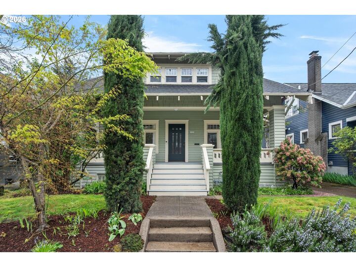 Property Photo: 1923 SE 50th Ave OR 97215