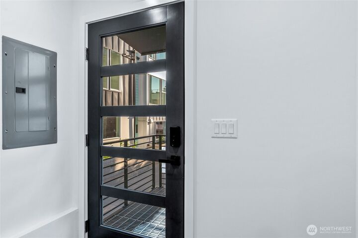 Property Photo:  3500 NE 125th Street B  WA 98125 