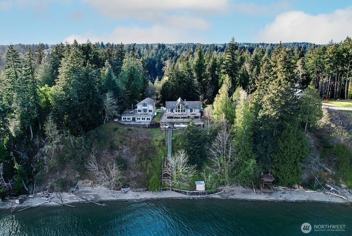 Property Photo:  6819  Cliff Avenue SW  WA 98351 