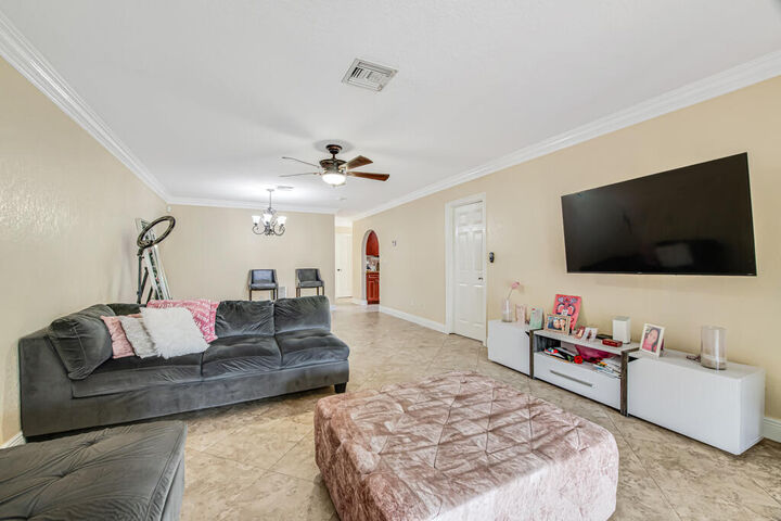 Property Photo:  4917 Luqui Court  FL 33415 