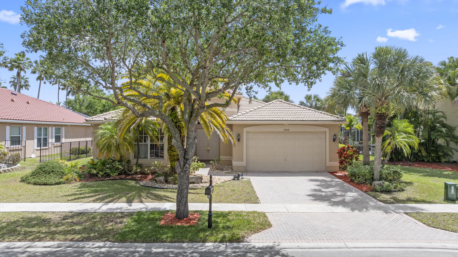 Property Photo: 19428 Estuary Drive FL 33498