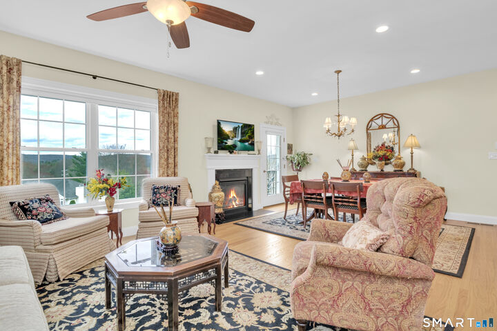 Property Photo: 17 Pondview Circle 17 CT 06403