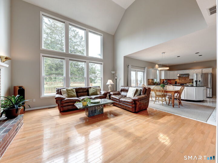 Property Photo:  283 Fairway Crossing  CT 06033 