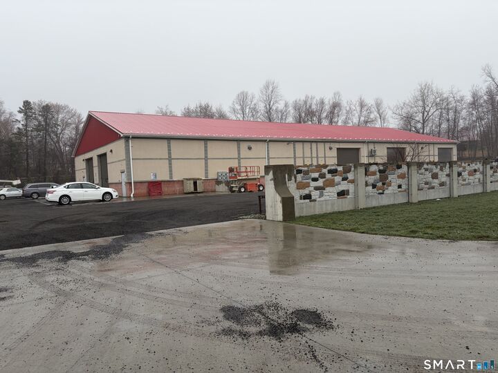 Property Photo: 33 Old Amity Road C CT 06524