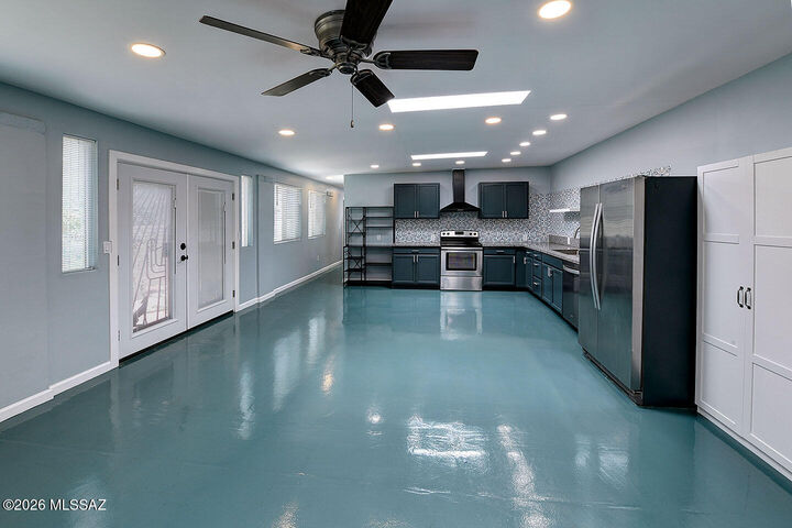 Property Photo:  1726 S 8th Avenue  AZ 85713 