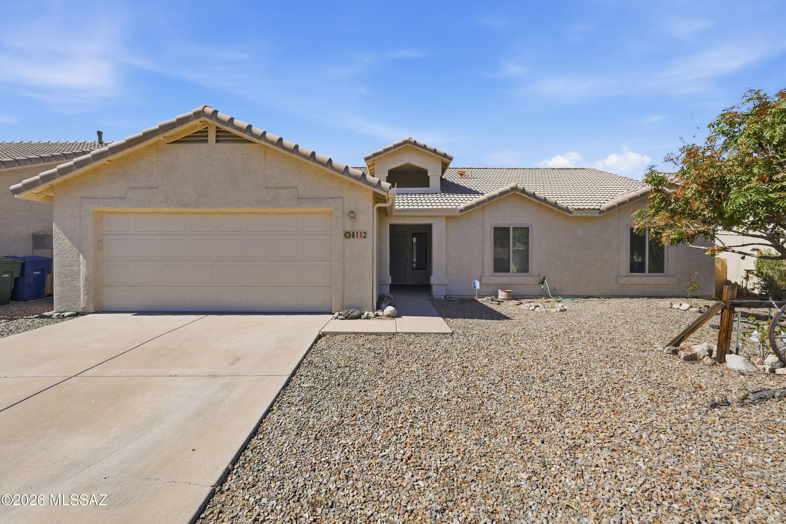 Property Photo: 8112 S Carbury Way AZ 85747