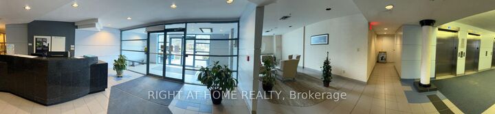 Property Photo: 90 Dale Avenue 706 ON M1J 3N4