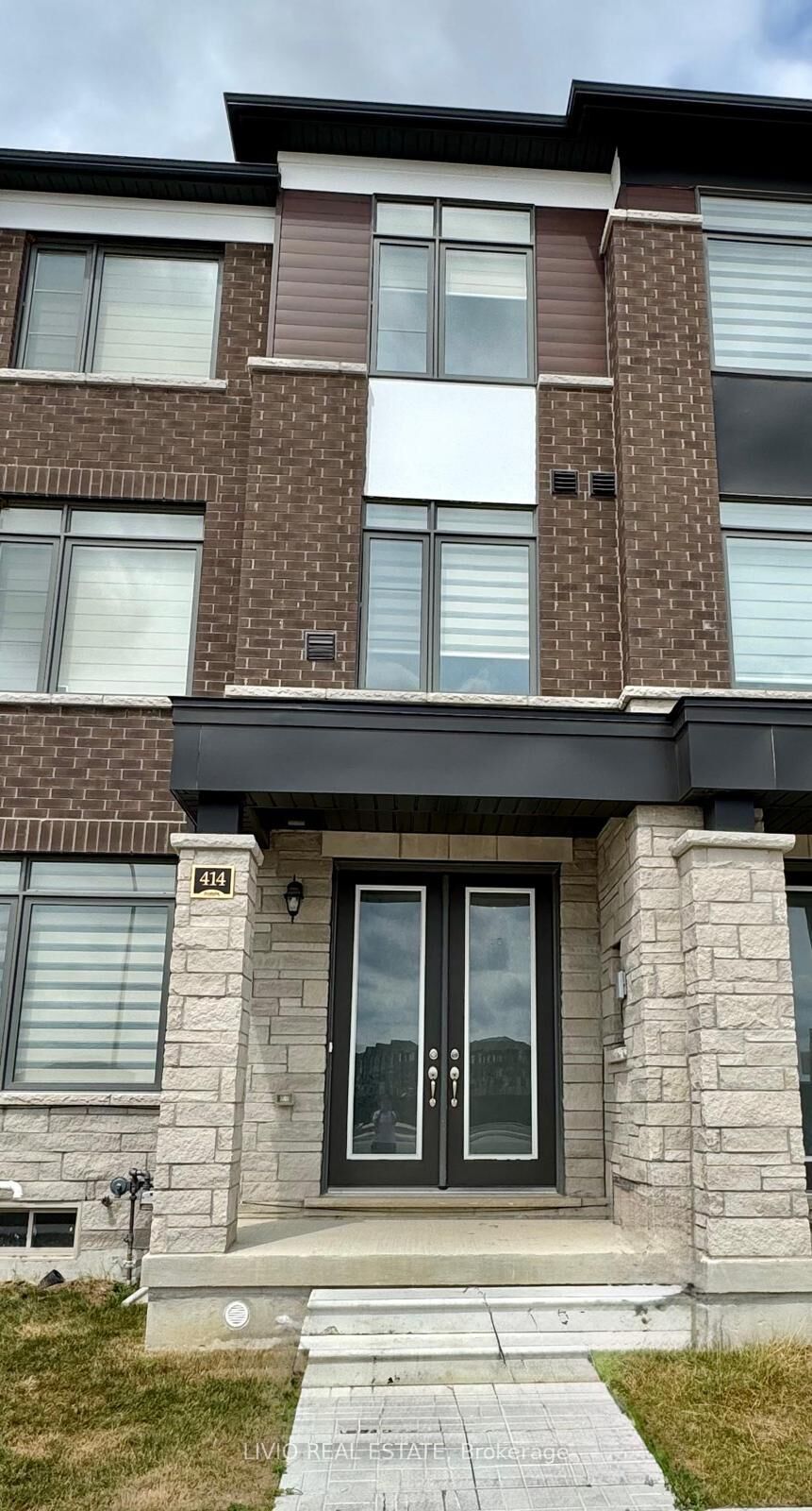 Property Photo: 414 Tim Manley Avenue ON L7C 4M1