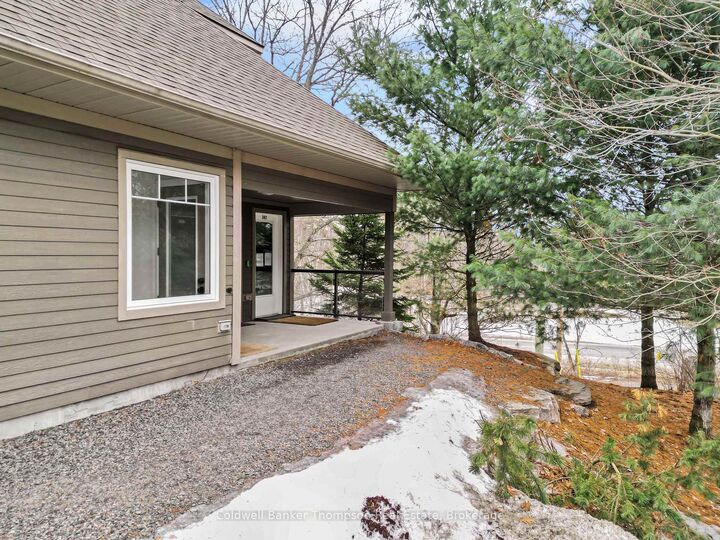 Property Photo:  1 Tree Tops Lane 302  ON P1H 1A9 