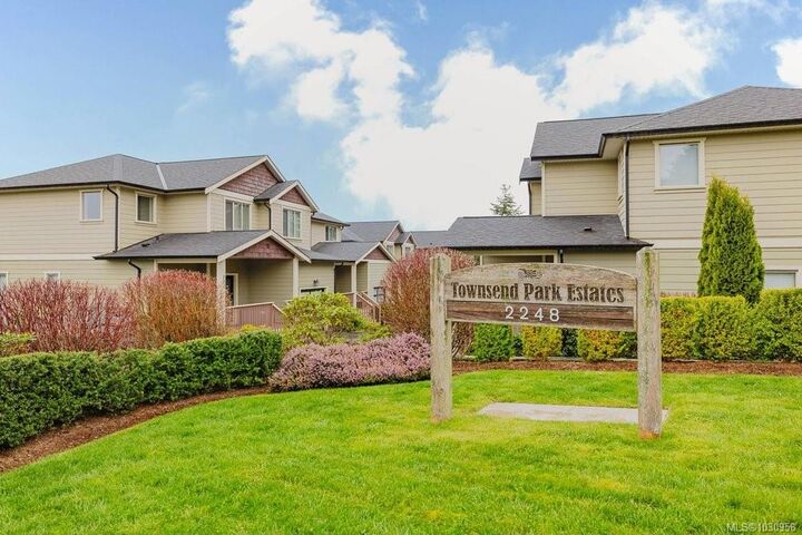 Property Photo: 2248 Townsend Rd 104 BC V9Z 0H4