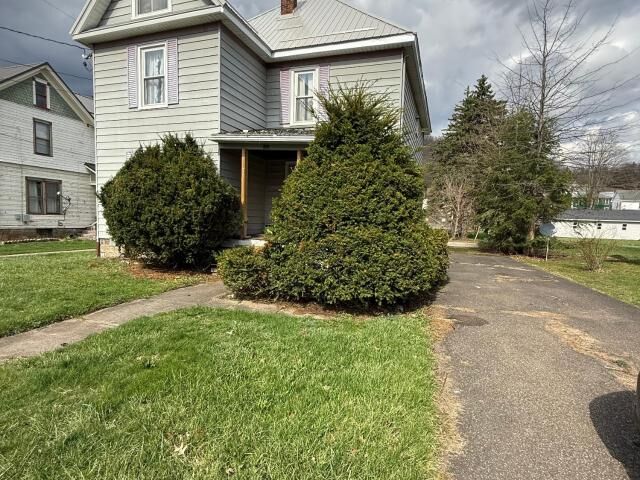 Property Photo:  211 Madison Avenue  PA 16365 