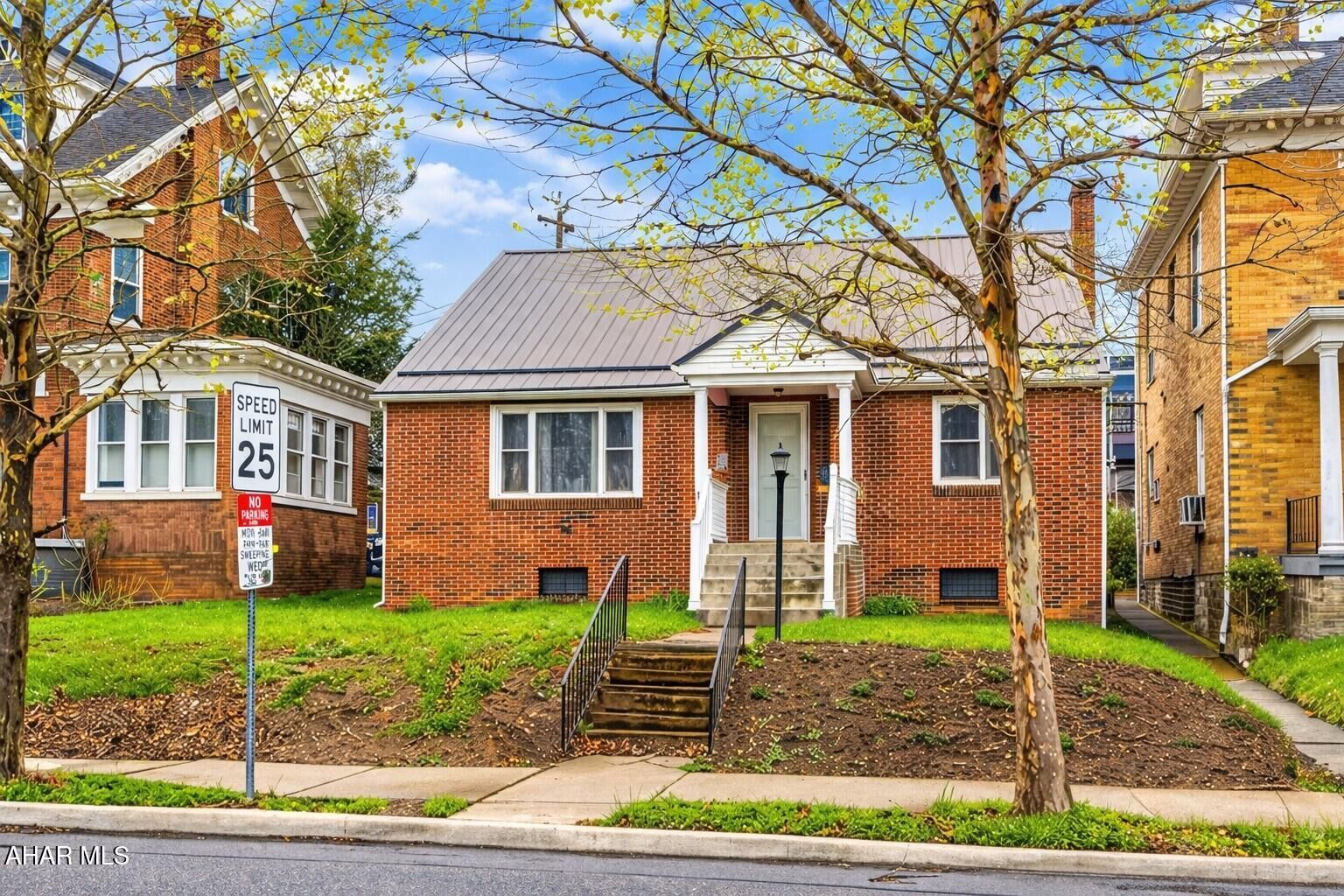 Property Photo: 2508 Broad Avenue PA 16601