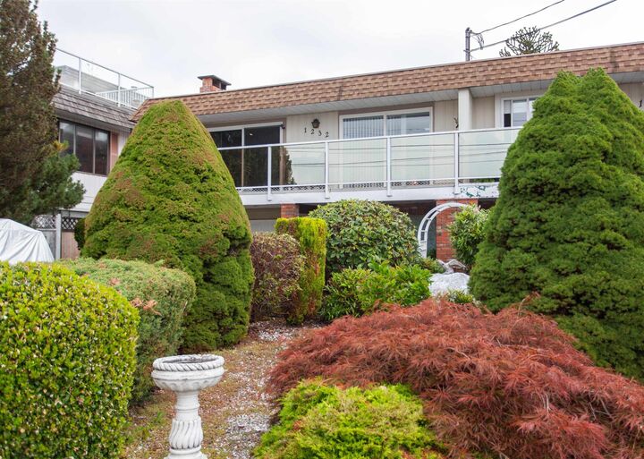 Property Photo: 1232 Foster Street BC V4B 3X1