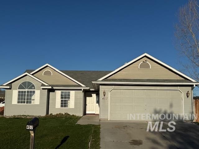Property Photo:  457 Meadowbrook Dr.  ID 83686 