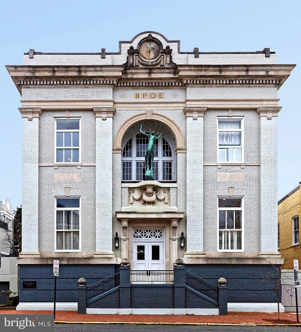 Property Photo:  318 Prince Street 7  VA 22314 