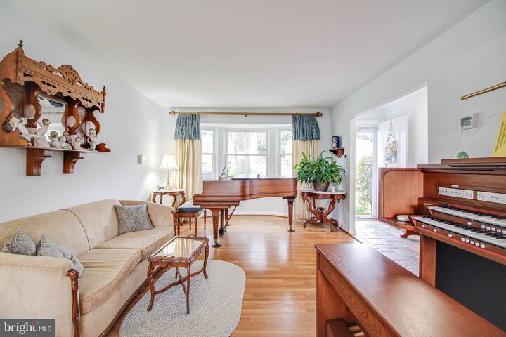 Property Photo:  10113 Daventry Drive  MD 21030 